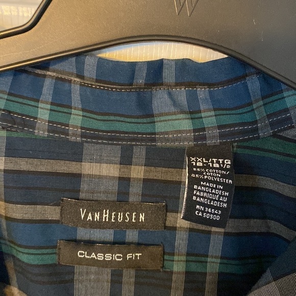 Van Heusen classic fit mens button down; size 18-18.5 - Picture 3 of 4